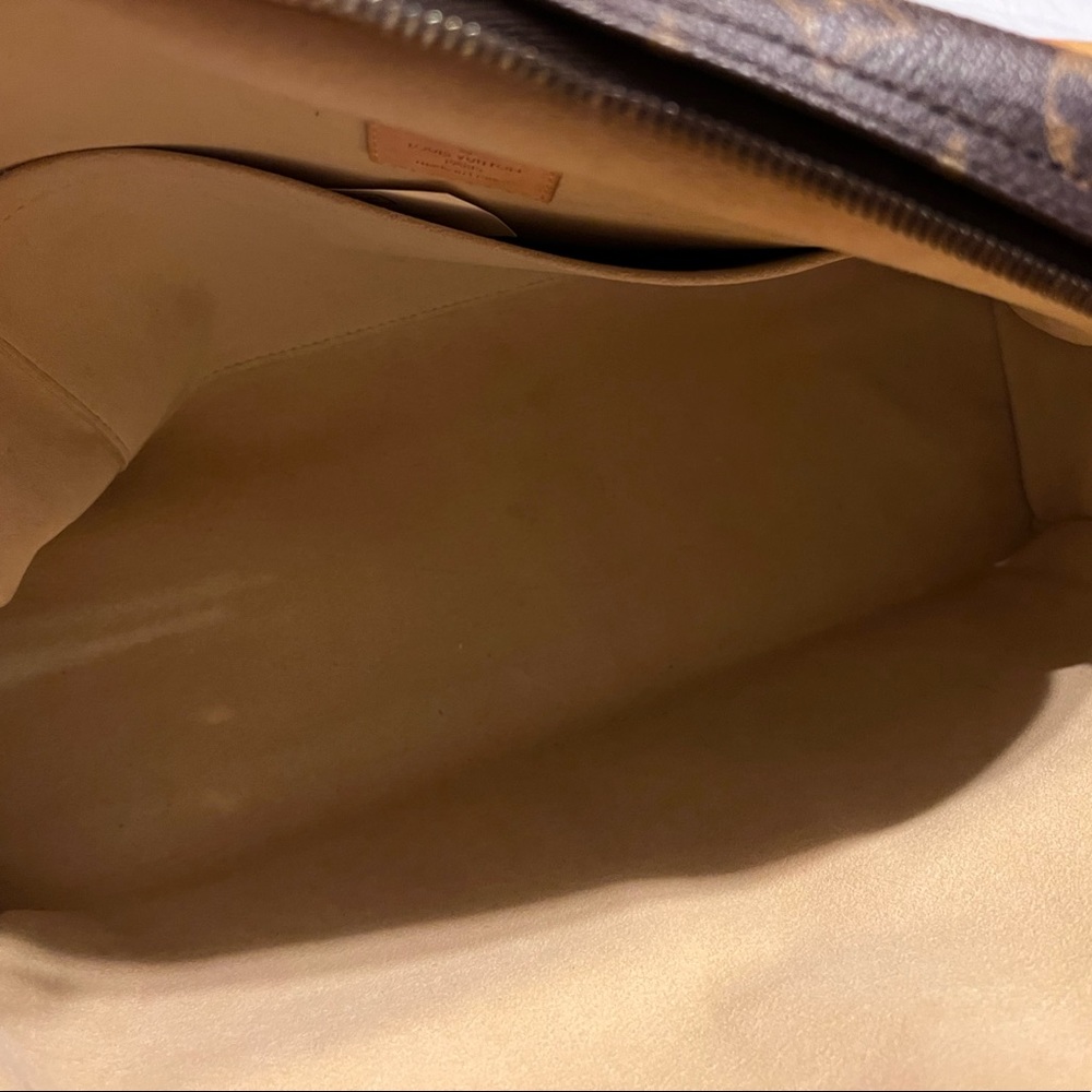 LV Manhattan GM - Picture 5 of 9